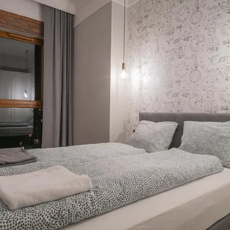 Labo Metro Mlociny Apartmán