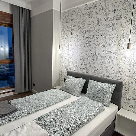 Apartment Labo Metro Mlociny